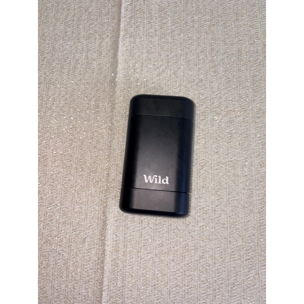 Wild Refillable Deodorant Case Black Fresh Cotton Sea Salt Refill new